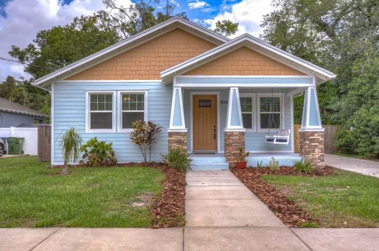 Craftsman style home in Seminole Heights
