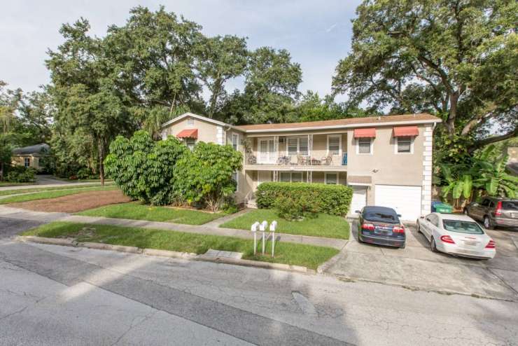 Income Producing Triplex in South Tampa